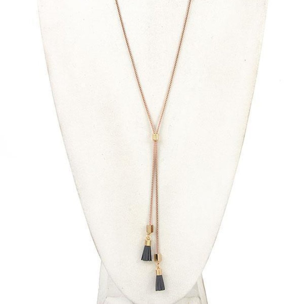 MINI TASSEL BOX CHAIN NECKLACE